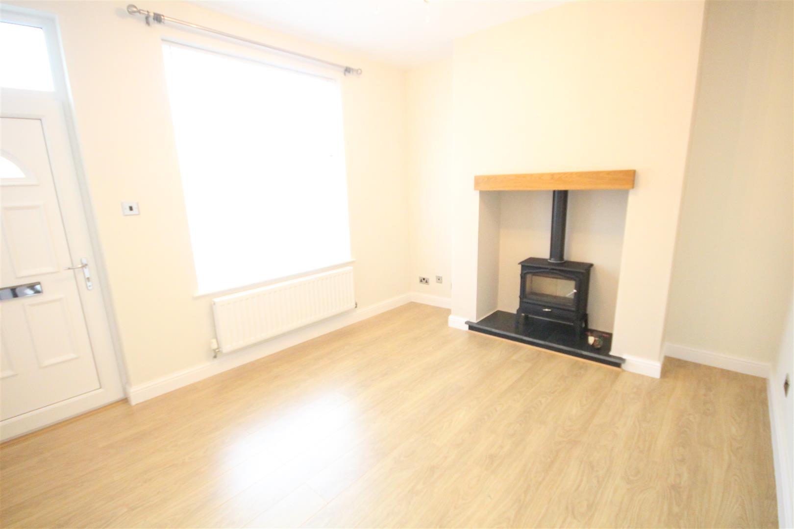 2 bedroom terraced house SSTC in Barnoldswick - 2015-05-19 15.04.31.jpg